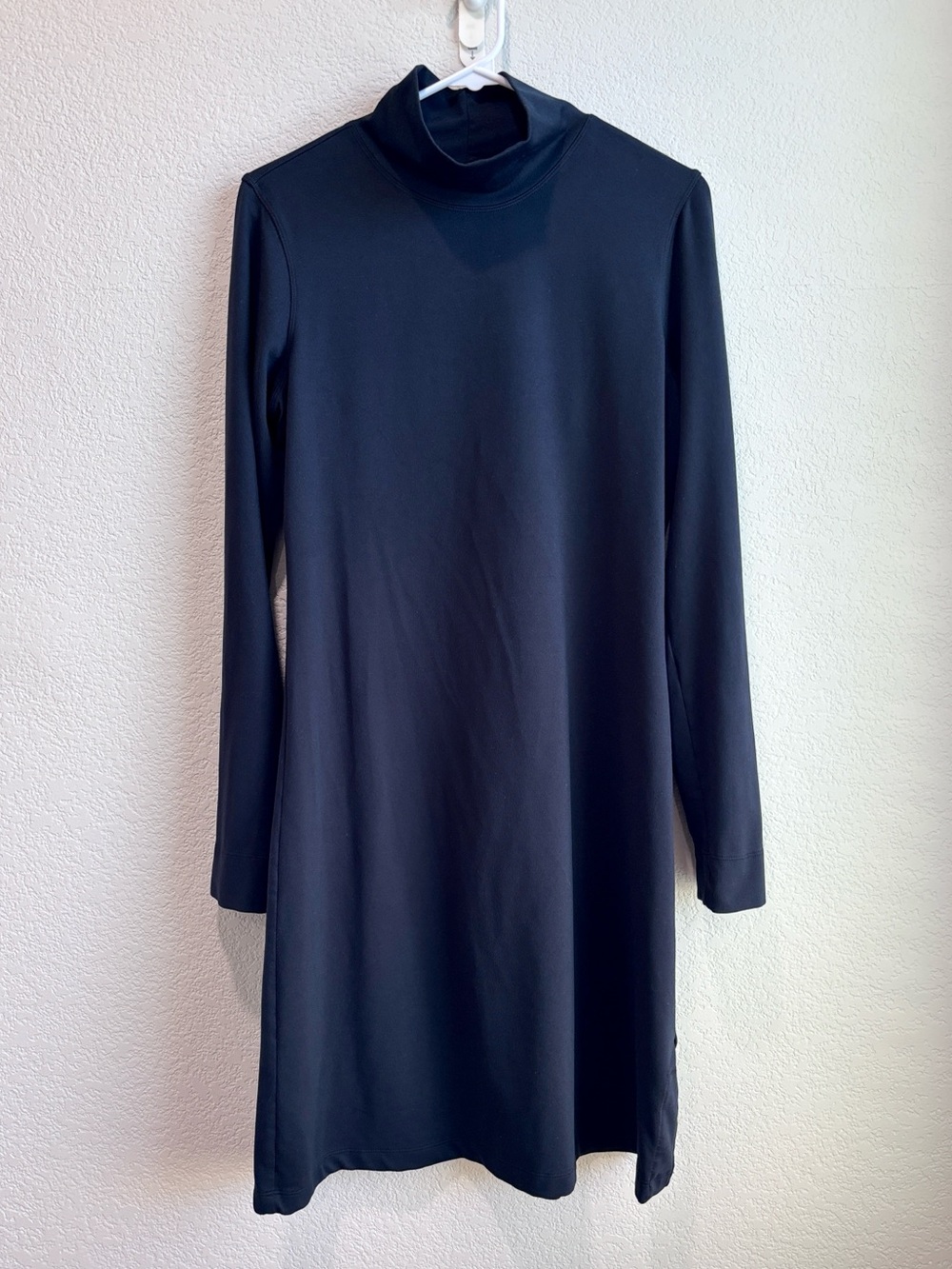 Title Nine Mock Neck Long Sleeve Mini Dress Black Women’s Size Medium